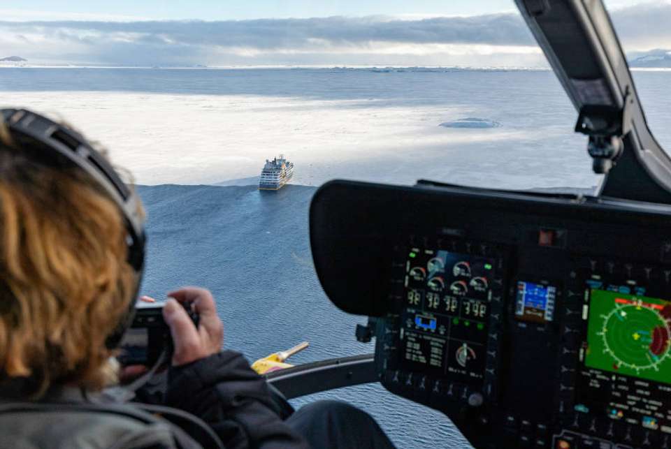Antarctica by Helicopter: Crossing the Circle and the Peninsula - Exodus Adventure Travels - Argentina - Image 10