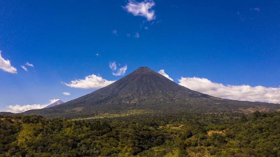 Antigua  City Tour - Marvelus Travel - Guatemala - Image 4