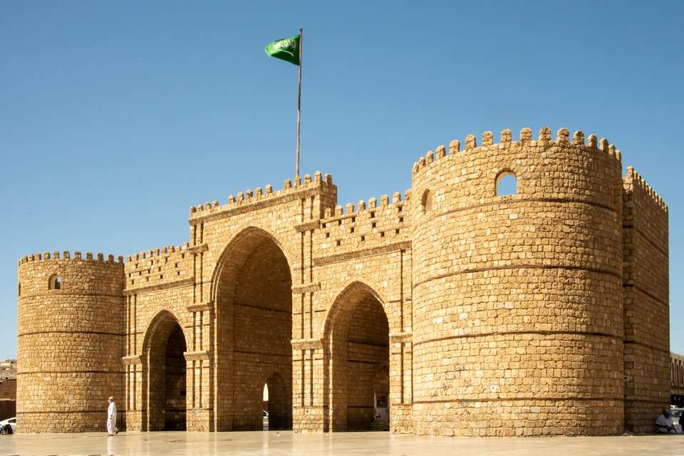 Arabian Contrasts - undefined - Image 10