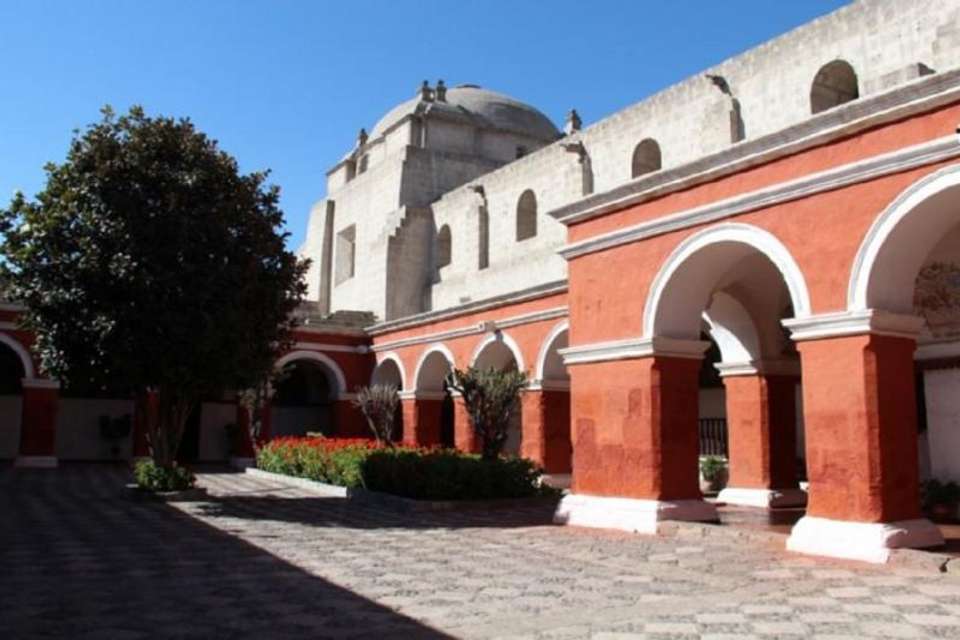 Arequipa City Tour and Santa Catalina Monastery - Tangol Tours - Peru - Image 4