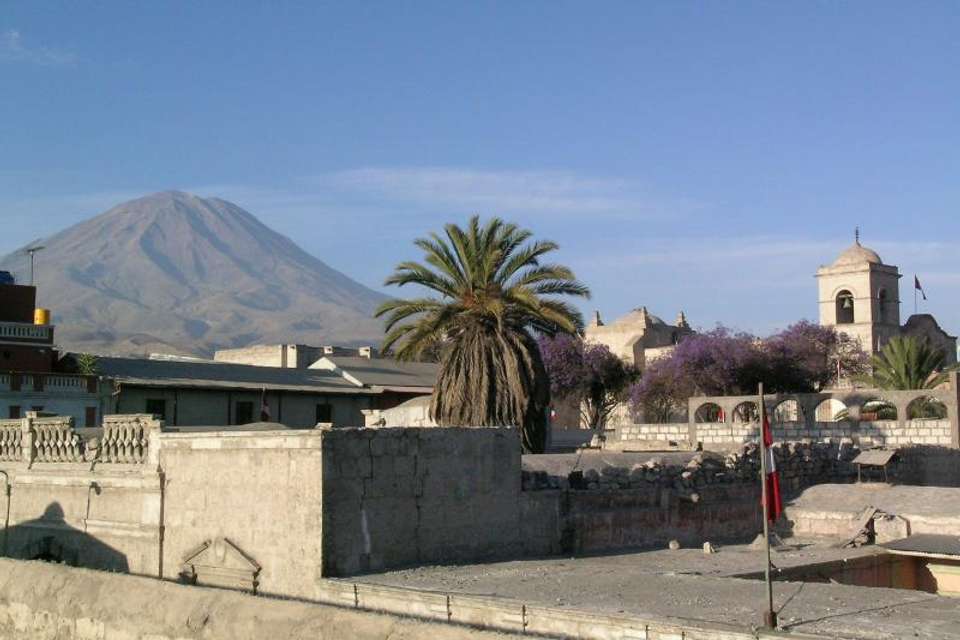 Arequipa City Tour and Santa Catalina Monastery - Tangol Tours - Peru - Image 5