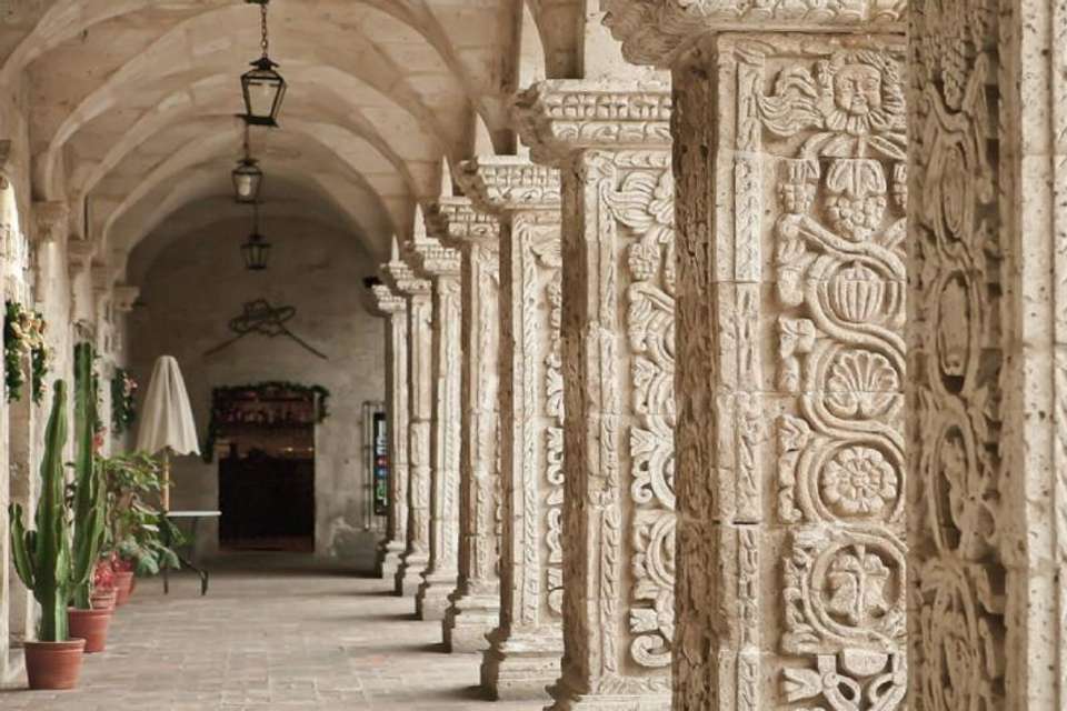 Arequipa Walking City Tour and Juanita Mummy - Tangol Tours - Peru - Image 2