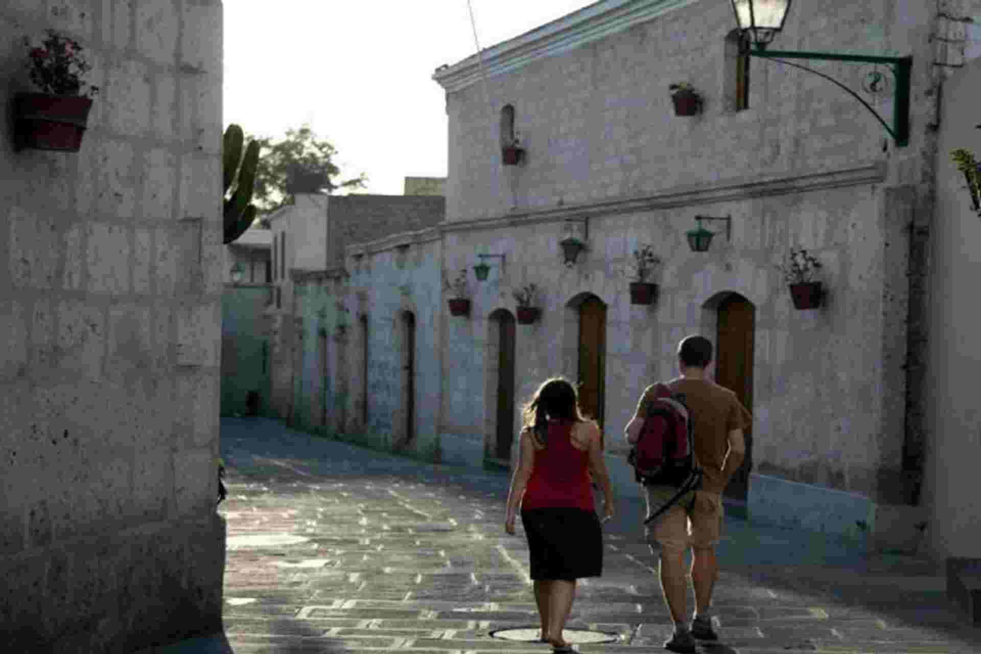 Arequipa Walking Tour with Santa Catalina Monastery - No Entrance Fees