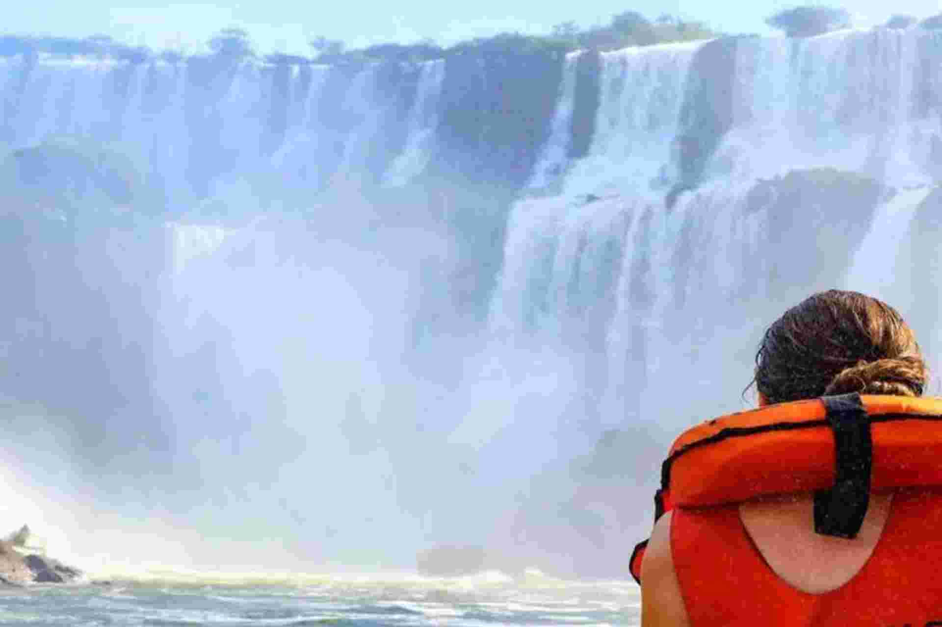 Argentine Falls Guided Tour with Entry Ticket and Grand Adventure Navigation - Regular Group