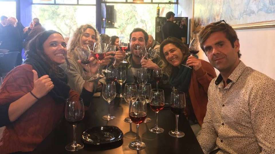 Full-Day Arrábida Wine Tour with Wine and Food Tasting - Look Around Tours - Portugal - Image 2