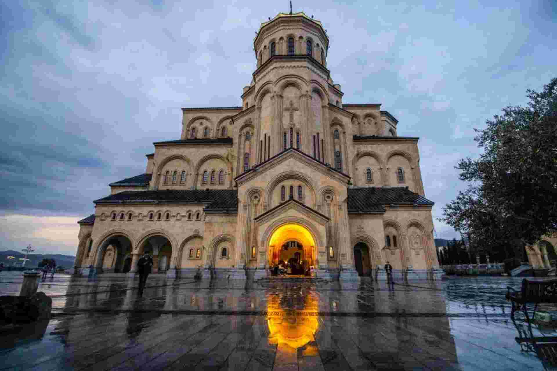 Ashgabat To Tbilisi (26 Days)