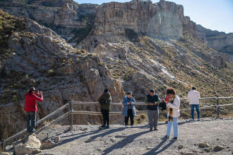 Atuel Canyon Sightseeing Tour - Tangol Tours - Argentina - Image 6