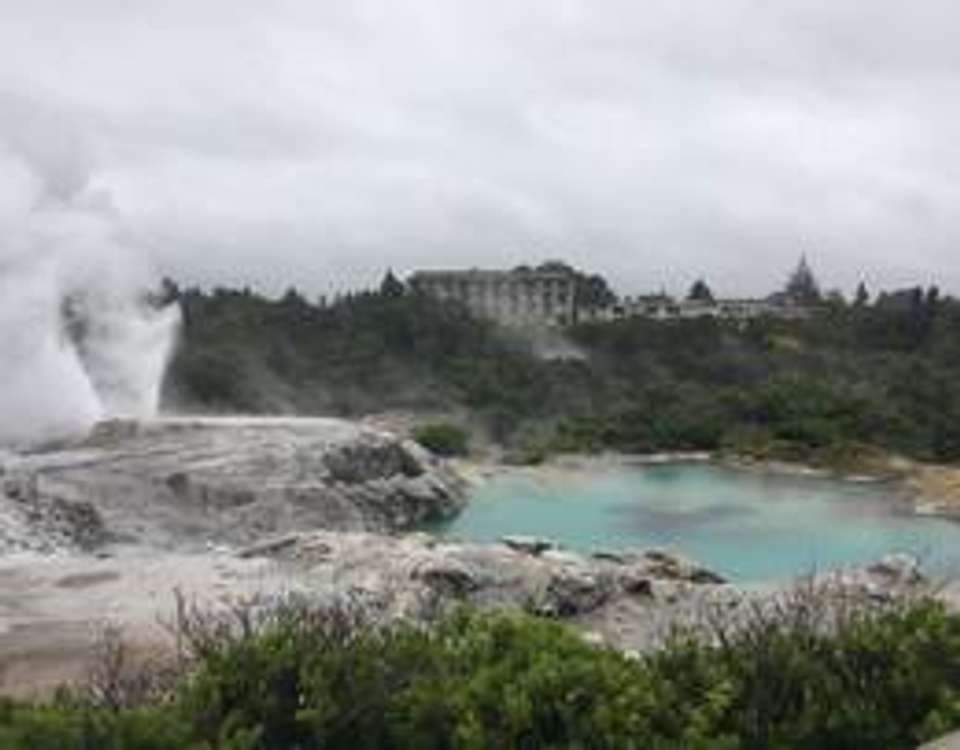 Auckland, Rotorua & Taupo - 7 days - undefined - Image 2