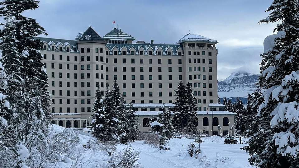 Aurora Adventure: Winter in the Canadian Rockies & The Yukon - Collette Tours - Canada - Image 2