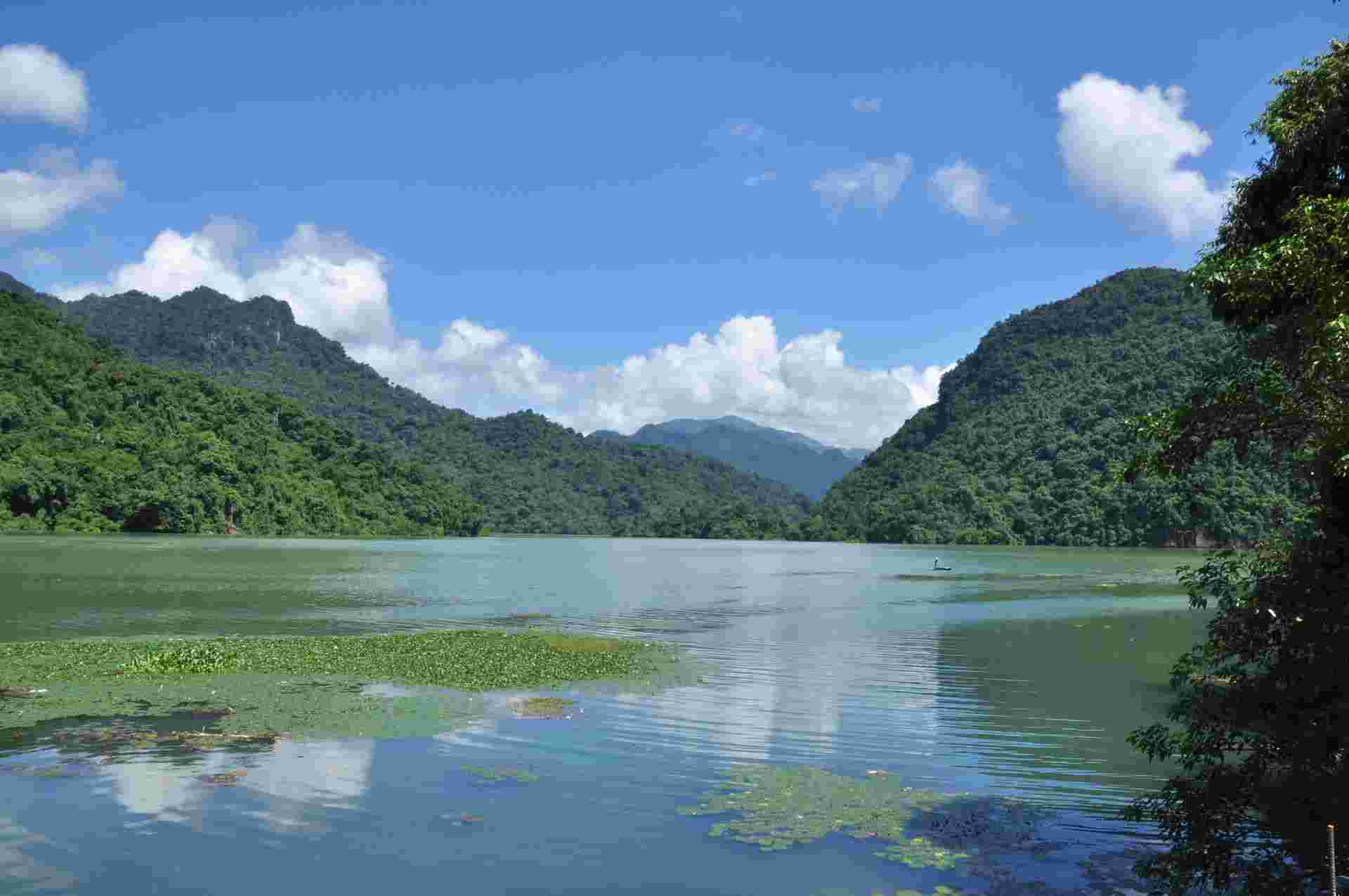 Ba Be National Park Trekking & Kayaking 3 Days 2 Nights