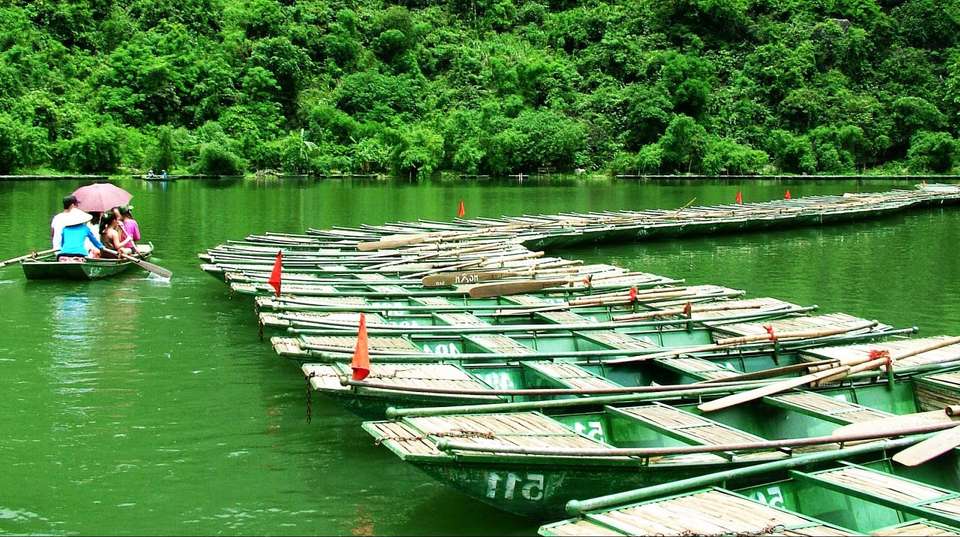 Bai Dinh & Trang An Eco Joining Tour With Mua Cave - Gray Line Vietnam - Vietnam - Image 6