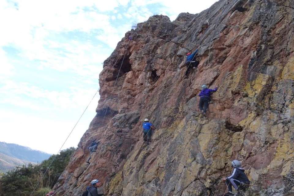 Balcony of the Devil Rock Climbing from Cusco - Tangol Tours - Peru - Image 5