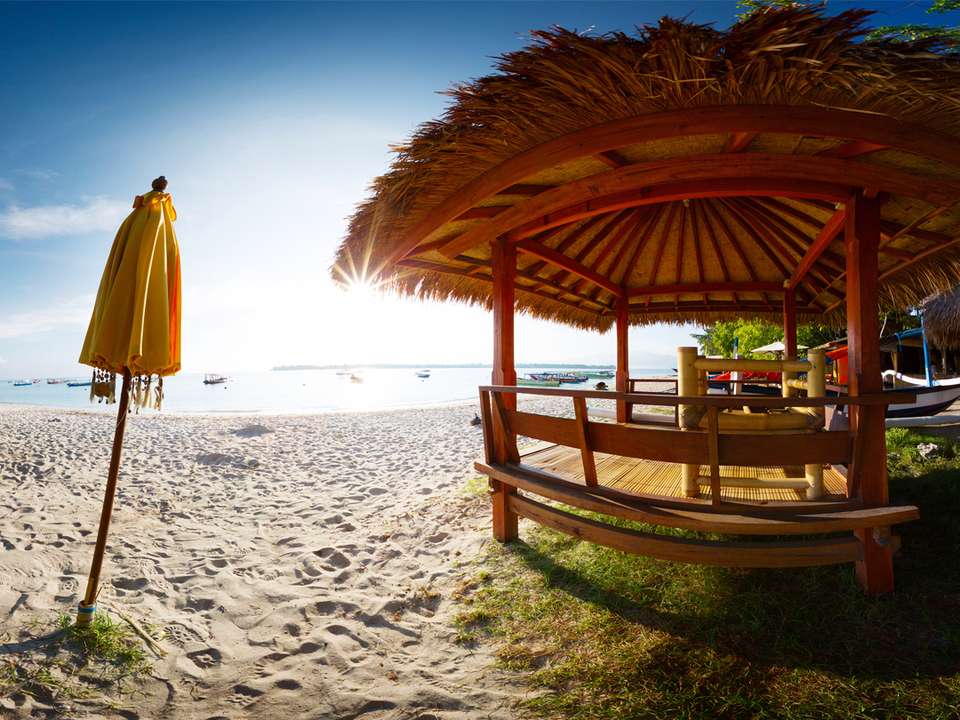 Bali to Flores: Trails, Tribal Villages & Dragon Lagoons - G Adventures - Indonesia