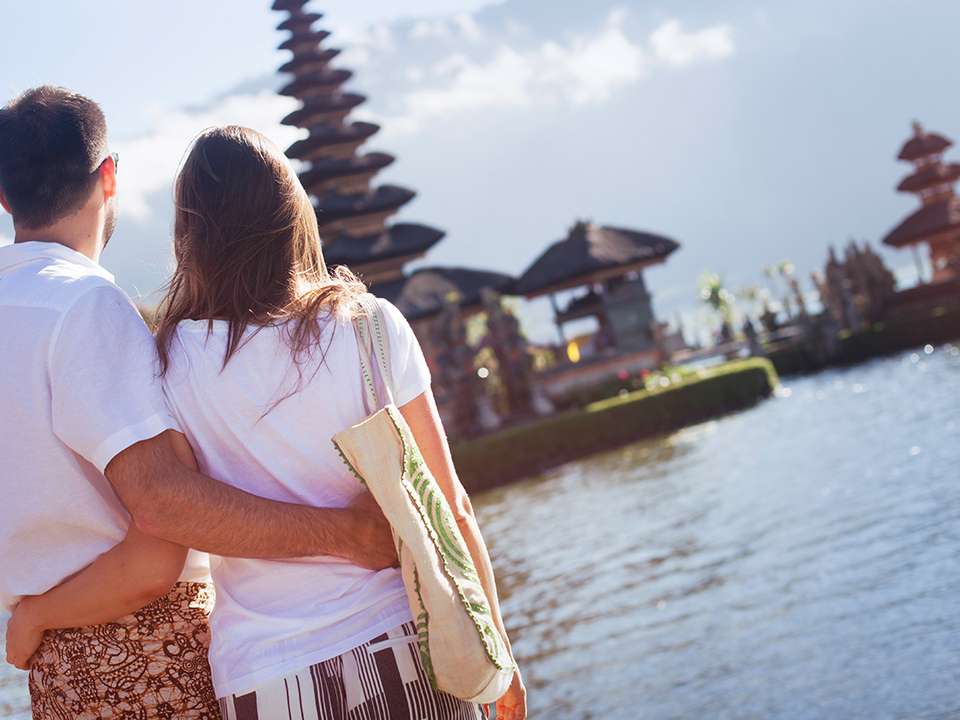 Bali to Flores: Trails, Tribal Villages & Dragon Lagoons - G Adventures - Indonesia