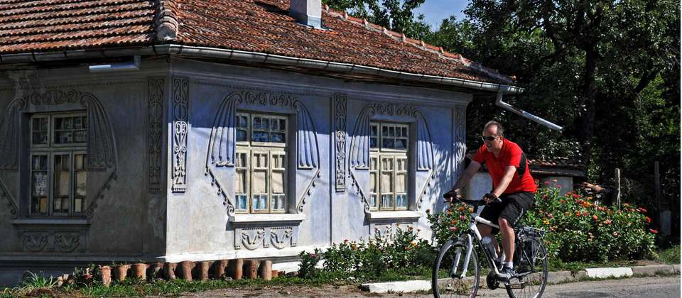 Balkan Mountains Guided Cycle - Utracks - Bulgaria - Image 8