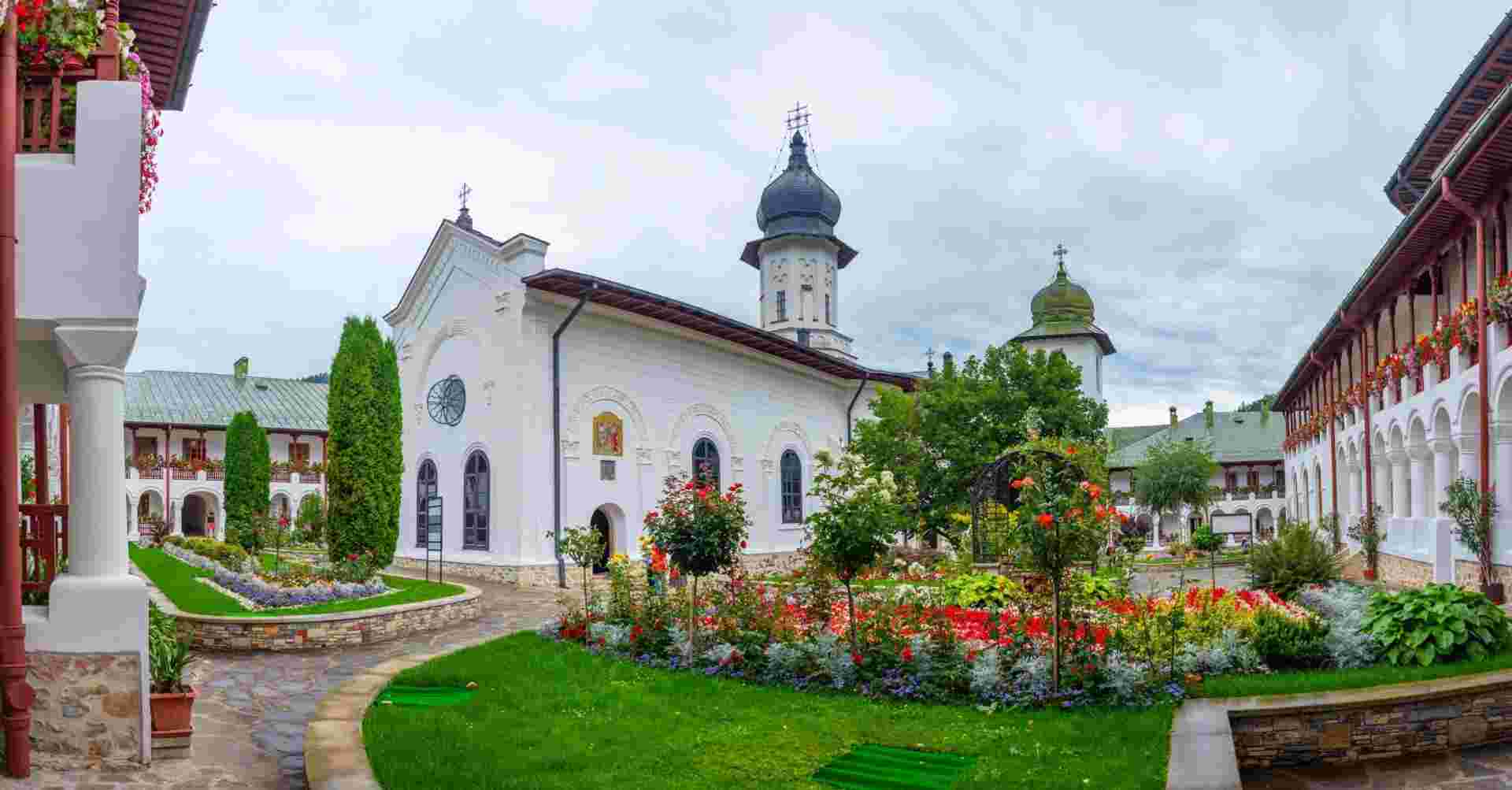 Balkan Tour – Ending in Tirana