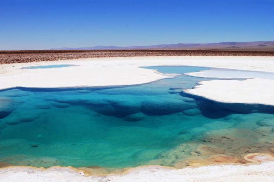 Baltinache Hidden Lagoon in San Pedro de Atacama - Tangol Tours - Chile - Image 3