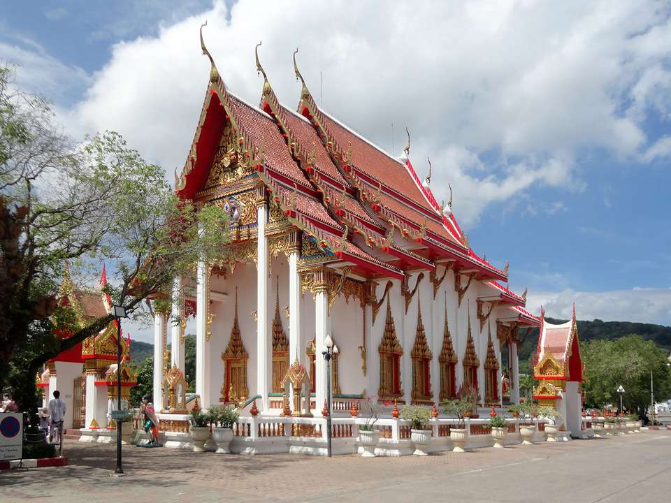 Bangkok, Buddha & Beach - 9 days - On The Go Tours - Thailand - Image 8