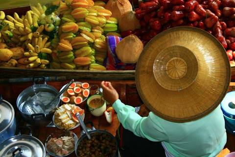 Thailand City Sightseeing Tour: Bangkok Food Taste, Small Group Tour
