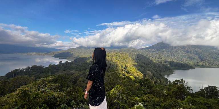 Bangkok to Bali: Street Food, Summits & Island Escapes