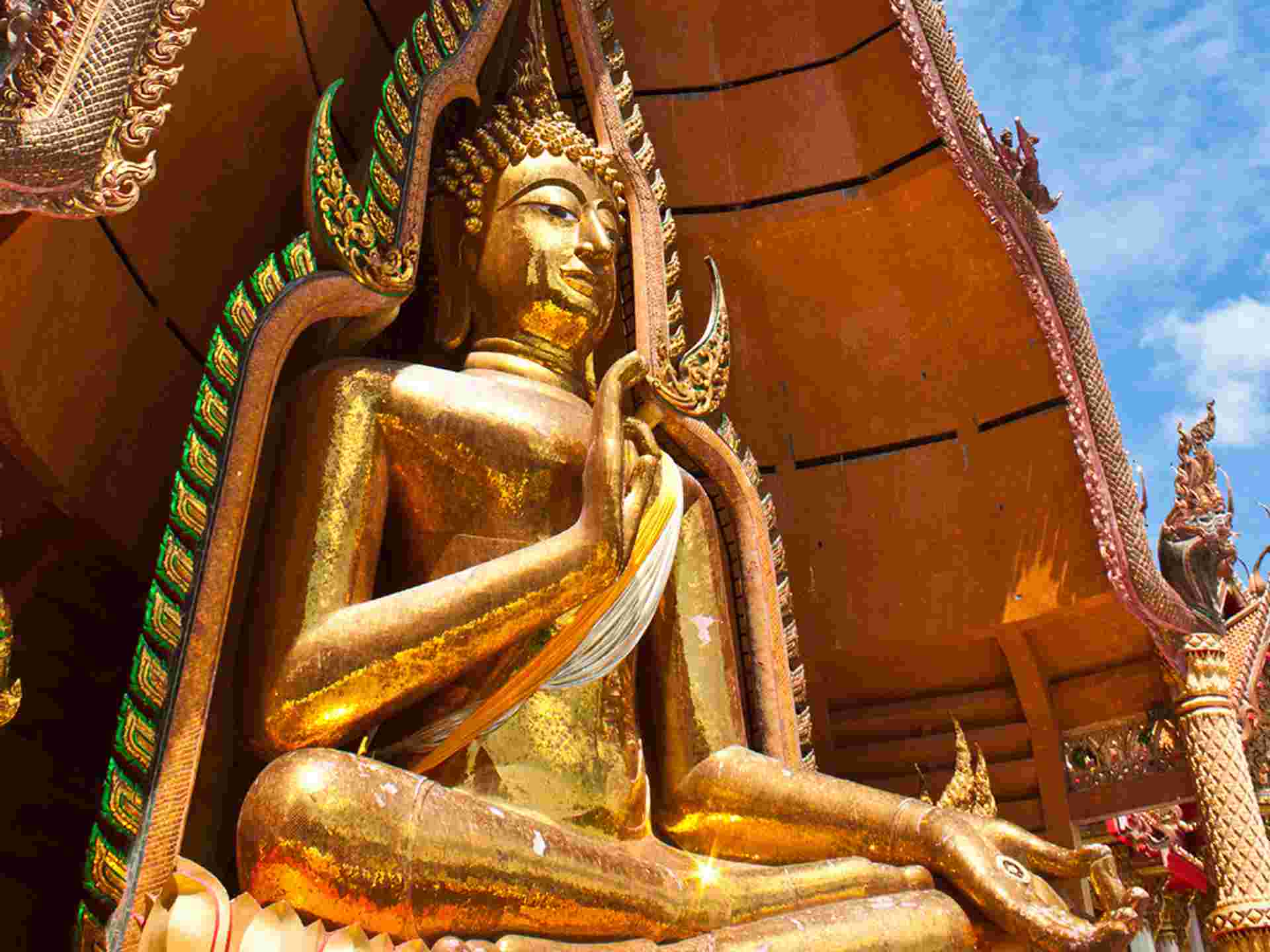 Bangkok to Hanoi: Chiang Mai, Night Markets & Streetside Bars