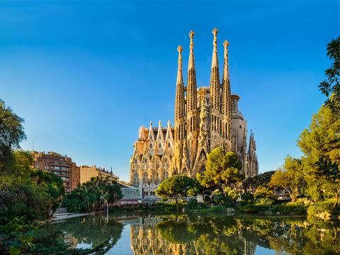 Barcelona, Portugal & Andalucia - 16 Days - February 2027