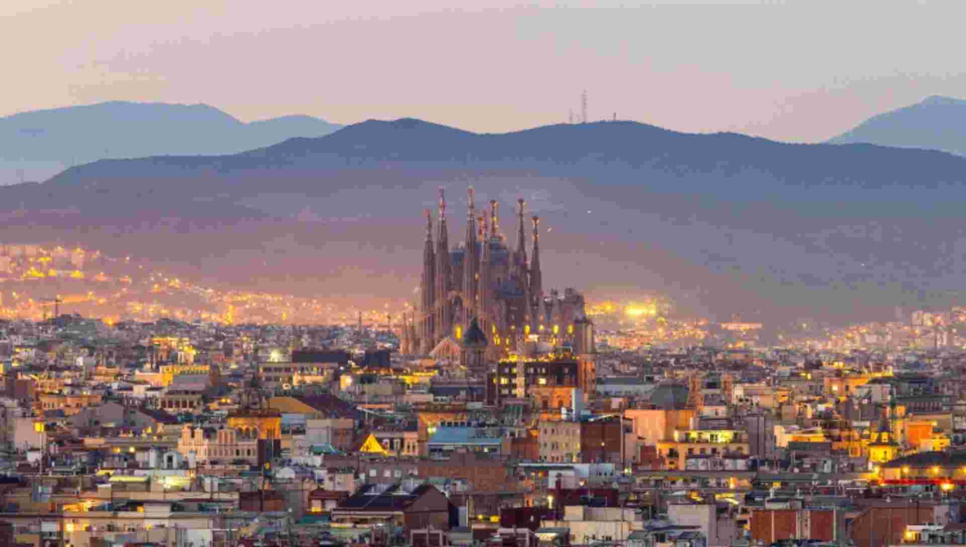 Barcelona to MalagaFollowing the footsteps of three wondrous Spanish artists: Gaudi, Dali, and Picasso (port-to-port package)