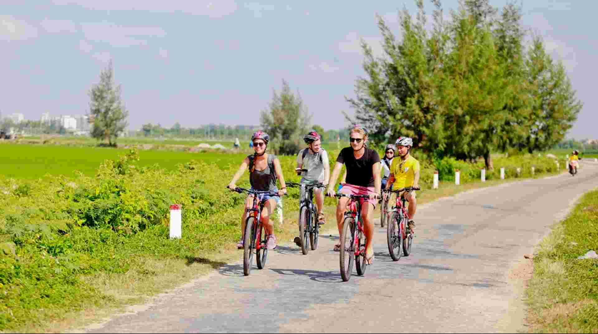 Be a Local at Thanh Toan