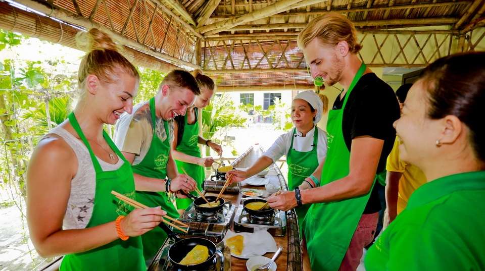 Be a Local at Thanh Toan - Hgh Travel - Vietnam - Image 4