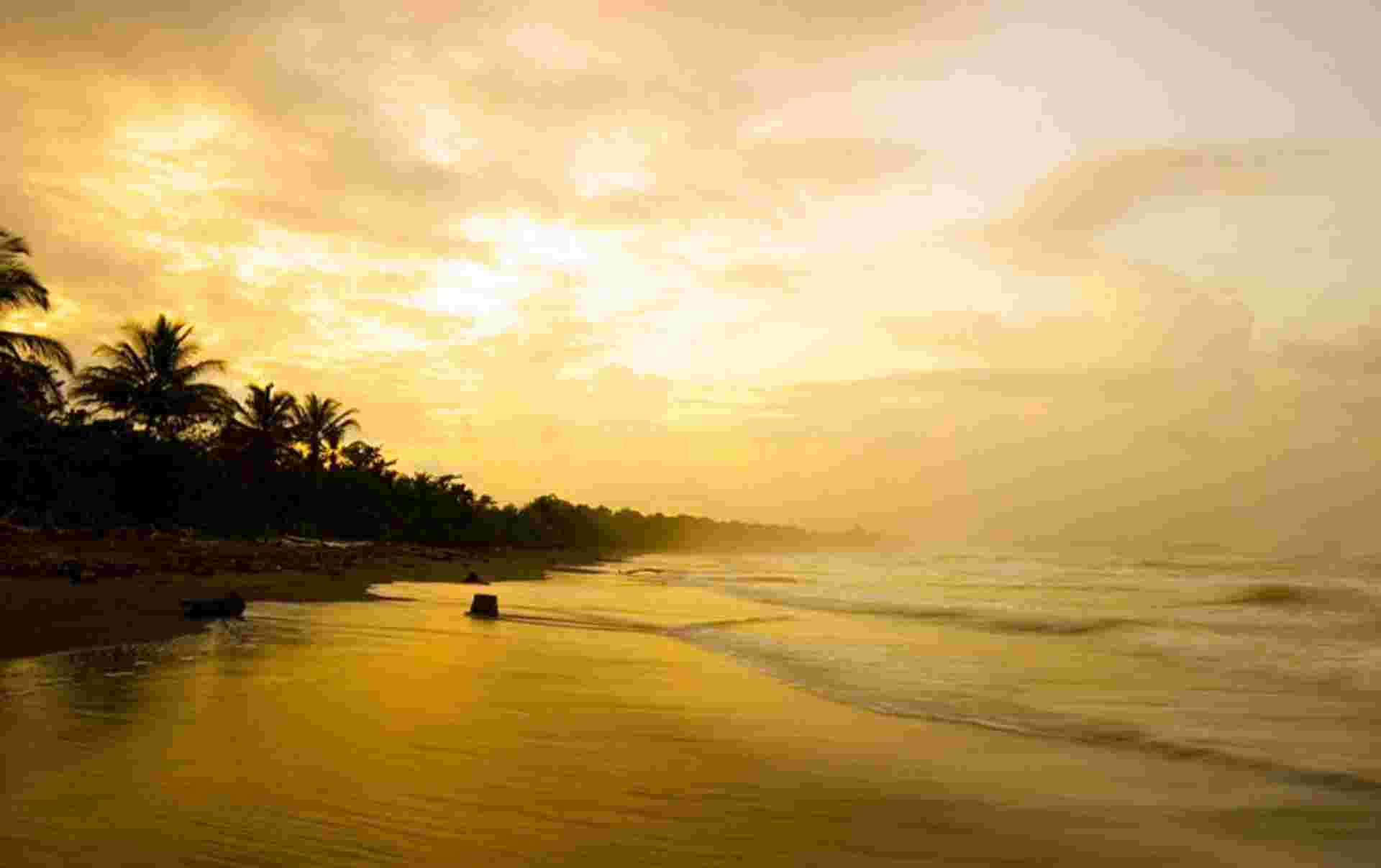 Beaches And Nature With Tambor, Self-drive