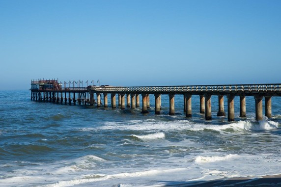 Image 4 of 9