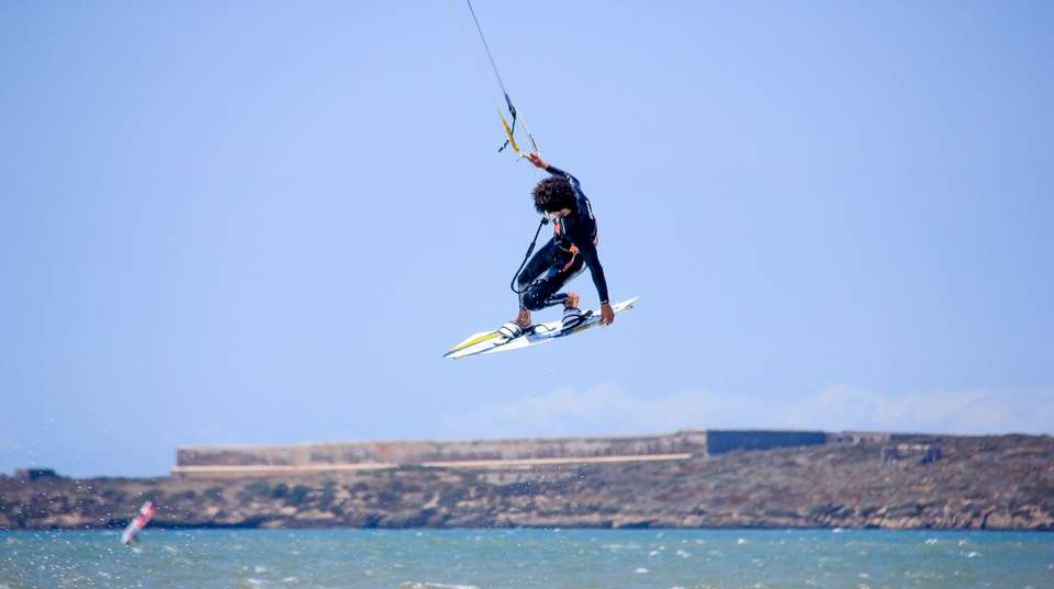 Beginner's Kitesurfing Camp - Ananas Kitesurfing - Morocco - Image 7