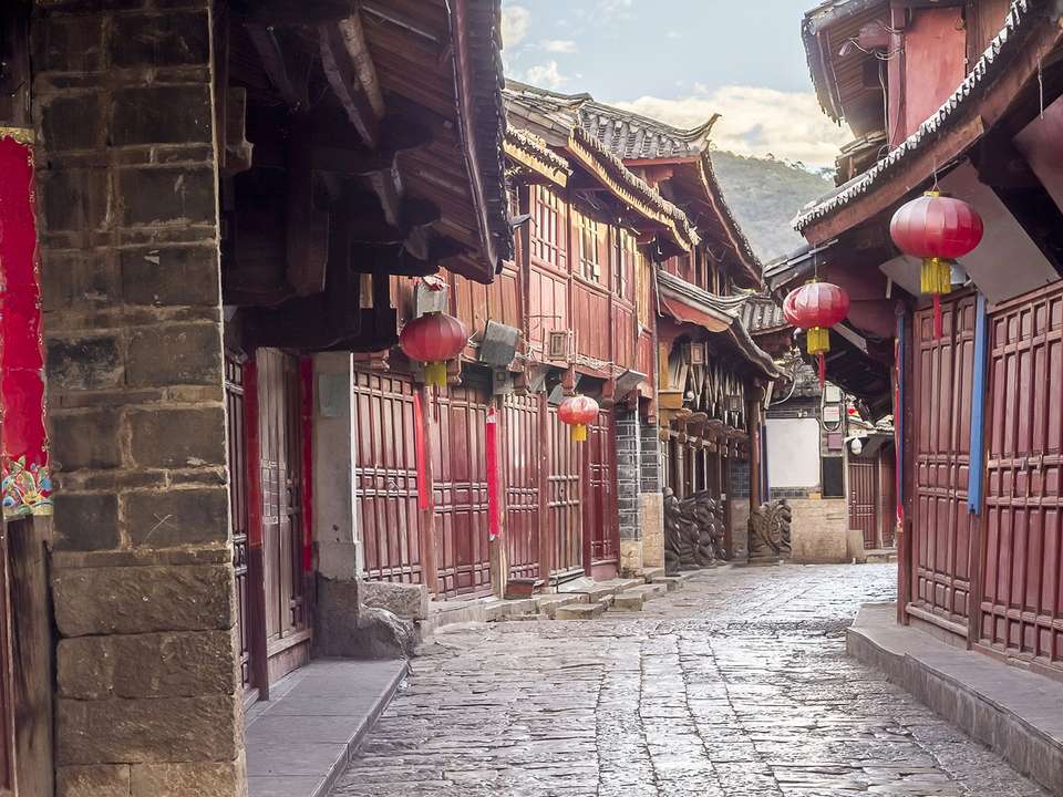 Beijing to Yunnan & Hong Kong - 16 days - On The Go Tours - China - Image 8