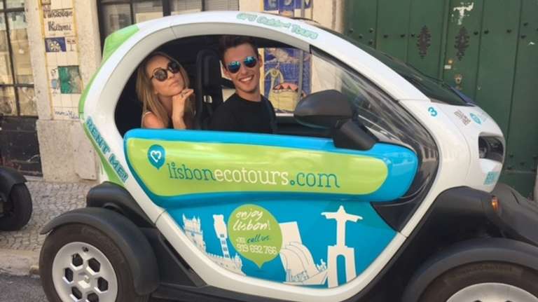 Belem&Downtown Tour by Electric Twizy Audio Guided 2 PAX trip - alternative tour available