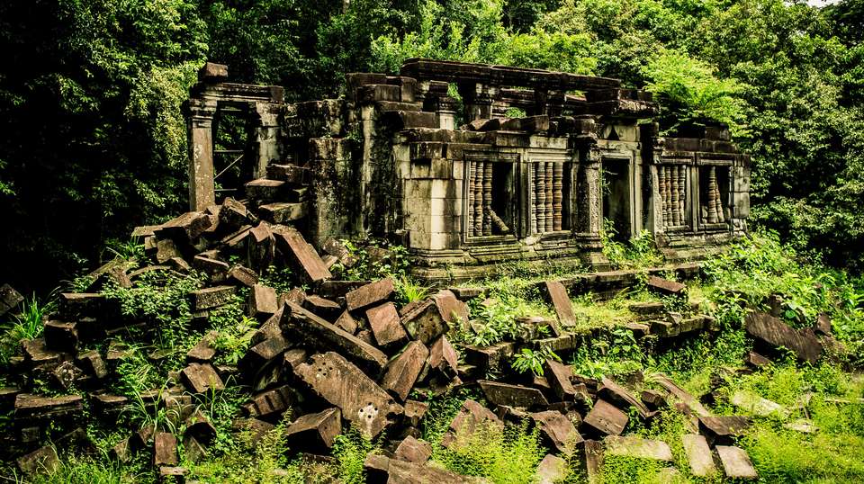 Beng Melea and Koh Ker Temple - V Happy Travel - Cambodia - Image 3
