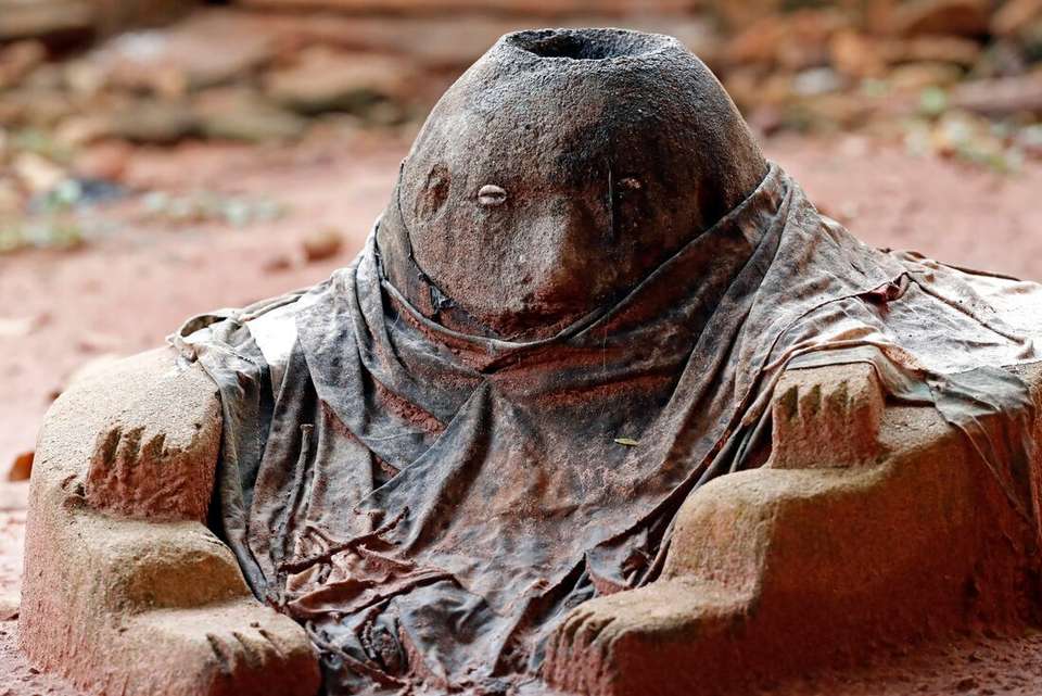 Benin, Togo & Ghana Adventure - Intrepid Travel - Benin - Image 20