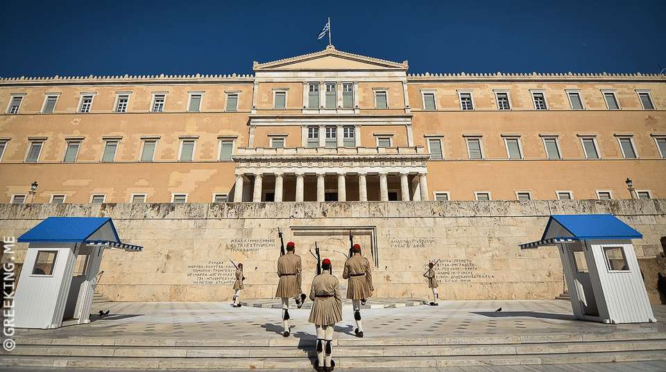 Best of Athens in One Day: Acropolis, Museum & City Tour - Greeking.me - Greece - Image 3
