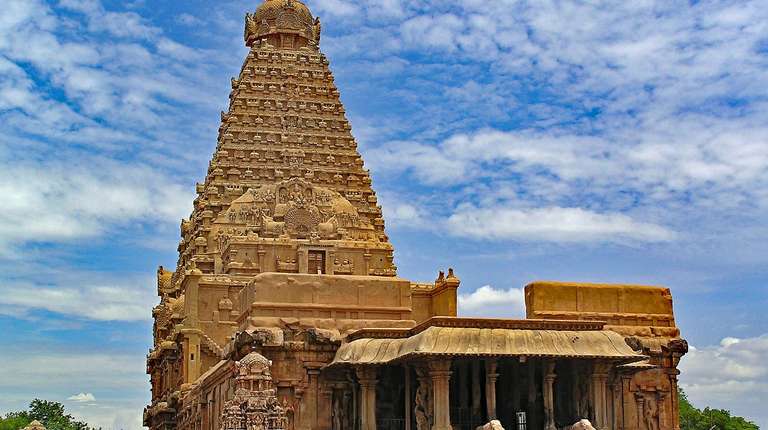 Chennai Cultural, religious and historic sites Tour: Best of Kerala & Tamil Nadu