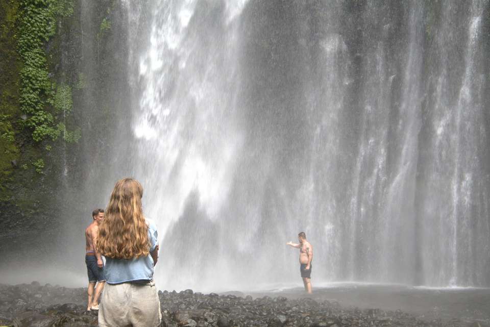 Best of Lombok: Villages, Traditions and Waterfall - Adventure Lombok Tour - Indonesia - Image 11