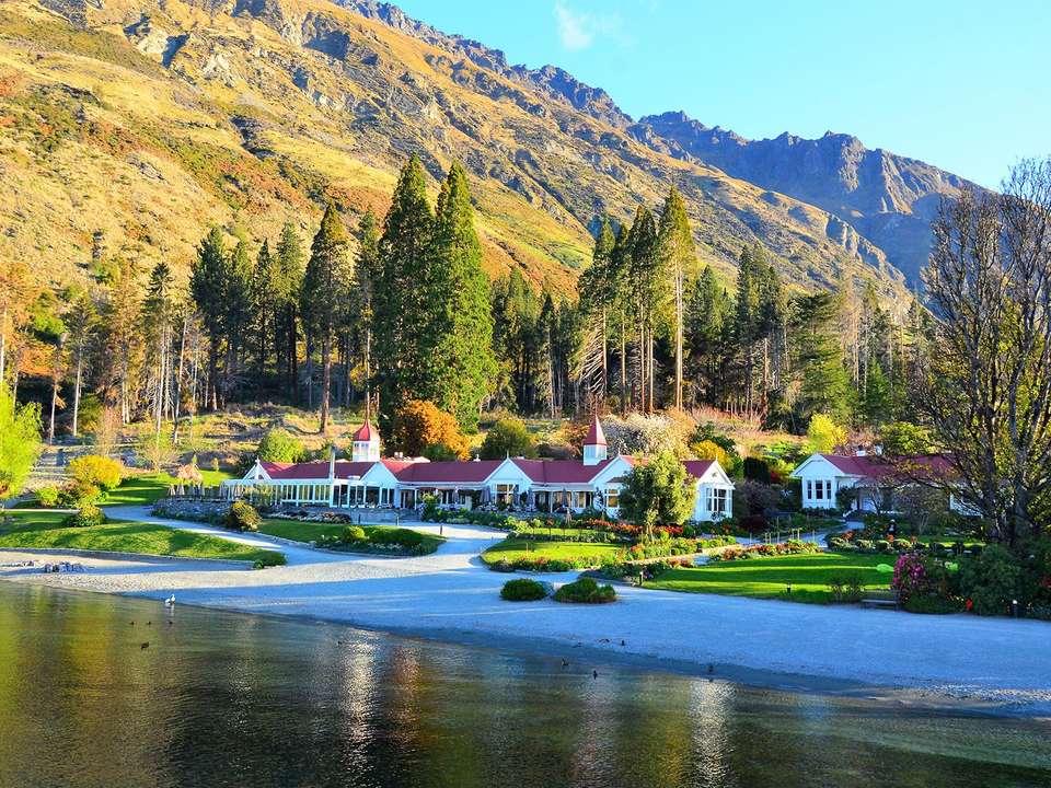 Best of New Zealand Explorer (Superior) - 14 days - On The Go Tours - New Zealand - Image 6