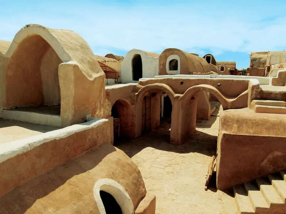 Image 9 of 18