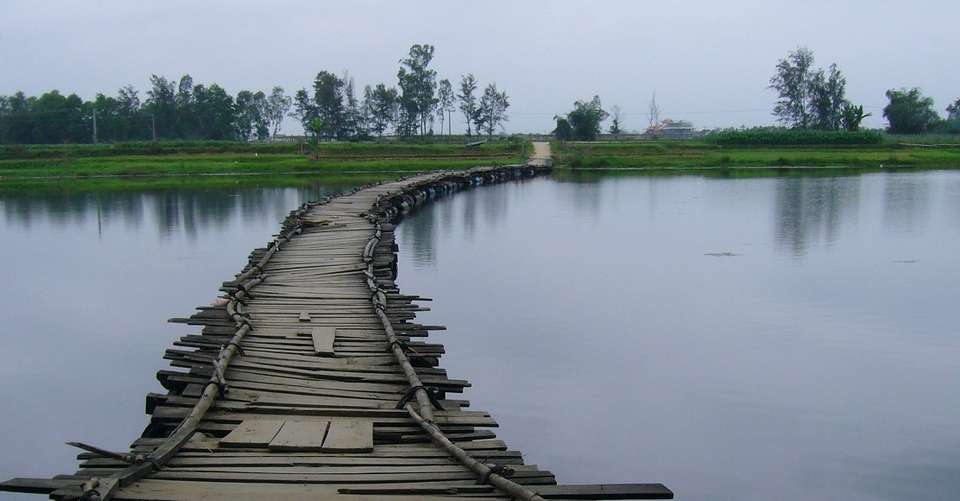 Bicycling Adventure in Traditionel Vietnam - Heaven & Earth Tours - Vietnam - Image 4