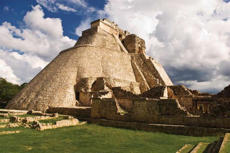 Antigua Explorer Tour: Big Mexico, Guatemala & Belize Adventure 21D/20N