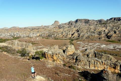 Bike And Hike Wild Madagascar - Spring Tours