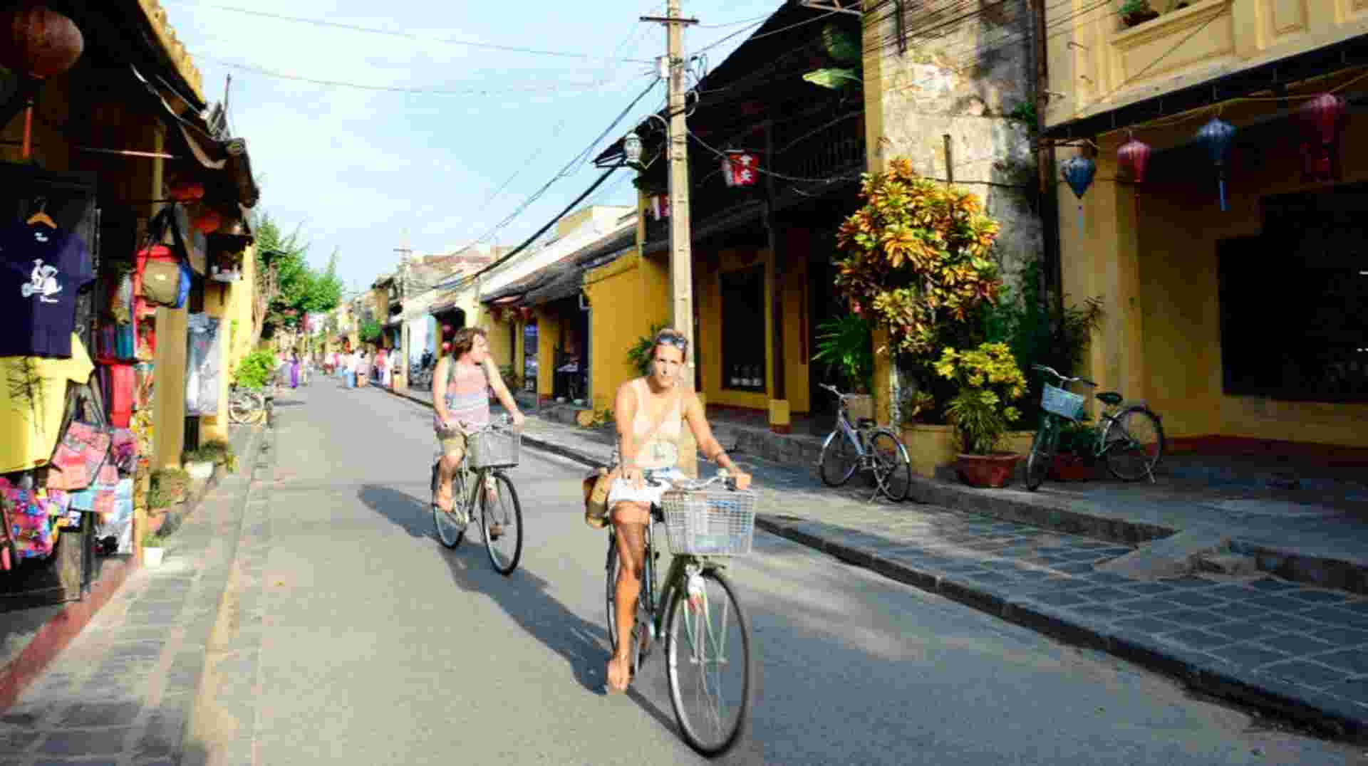 Bike around Hoi An 3 hours