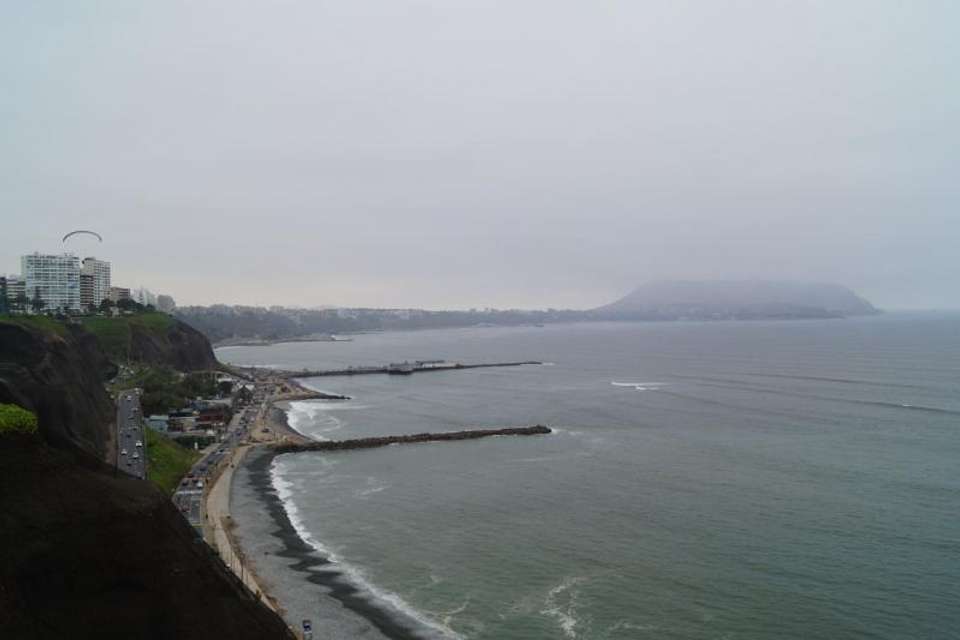 Bike Tour of Miraflores, Barranco and Morro Solar - Tangol Tours - Peru - Image 6