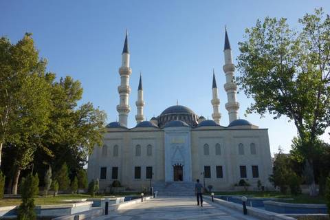 Bishkek Explorer Tour: Bishkek To Ashgabat (45 Days)