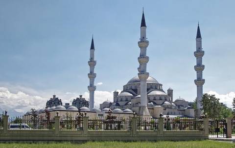 Explorer Tour: Bishkek To Beijing (36 Days)