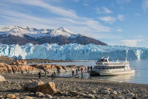 Blue Safari: Perito Moreno Glacier & Navigation From El Calafate Without Transfers - December 2025