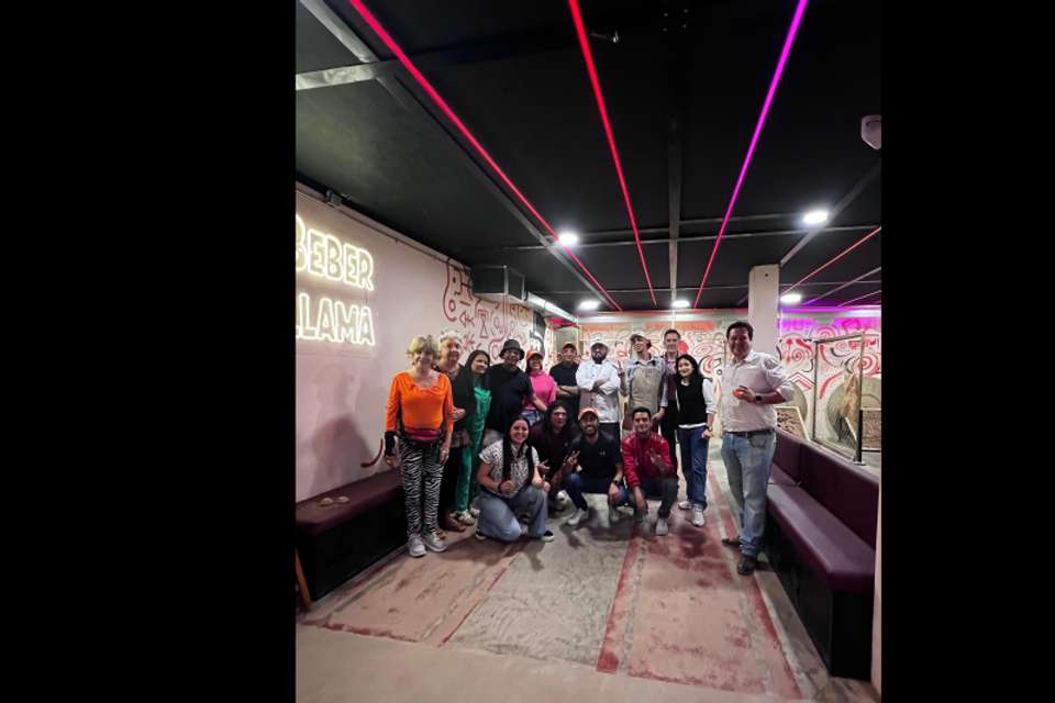 Bogotá Afternoon Tour: Iconic Neighborhoods & Experiences - Tangol Tours - Colombia - Image 5